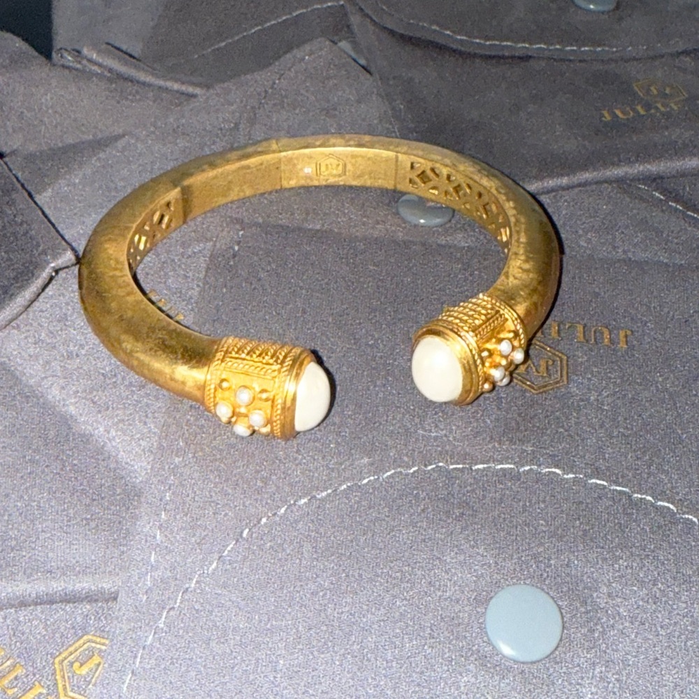 Julie Vos Cannes Demi Cuff